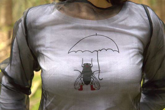 Glückliche Fliege mit Plüschschuhen und Regenschirm, Damenmodell, 120g Baumwolle