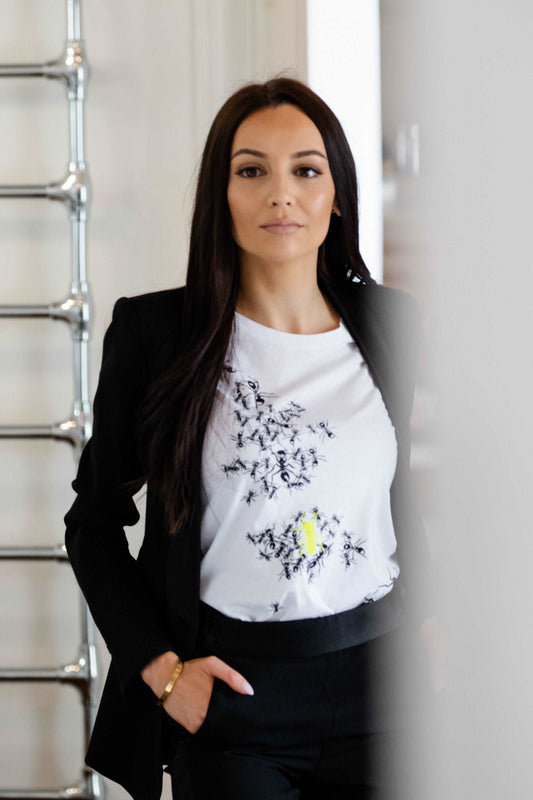 Die Ameisen sind da! Sie kamen zu kurzärmeligen Damen-T-Shirt aus 100% BioBaumwolle