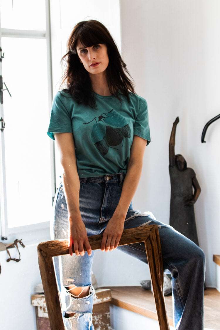 Mint T-Shirt und ausgestellter Schmetterling / Unisex/ Vintage-Baumwolle-Look