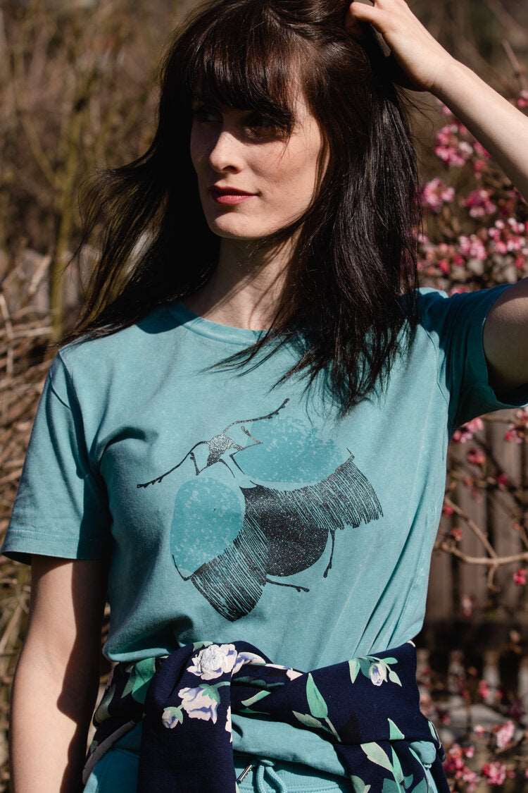 Mint T-Shirt und ausgestellter Schmetterling / Unisex/ Vintage-Baumwolle-Look