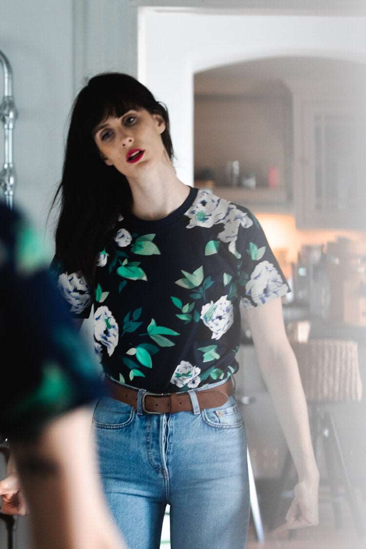 Blumen und Insekten T-Shirt, 100% BioBaumwolle/ Unisex Modell