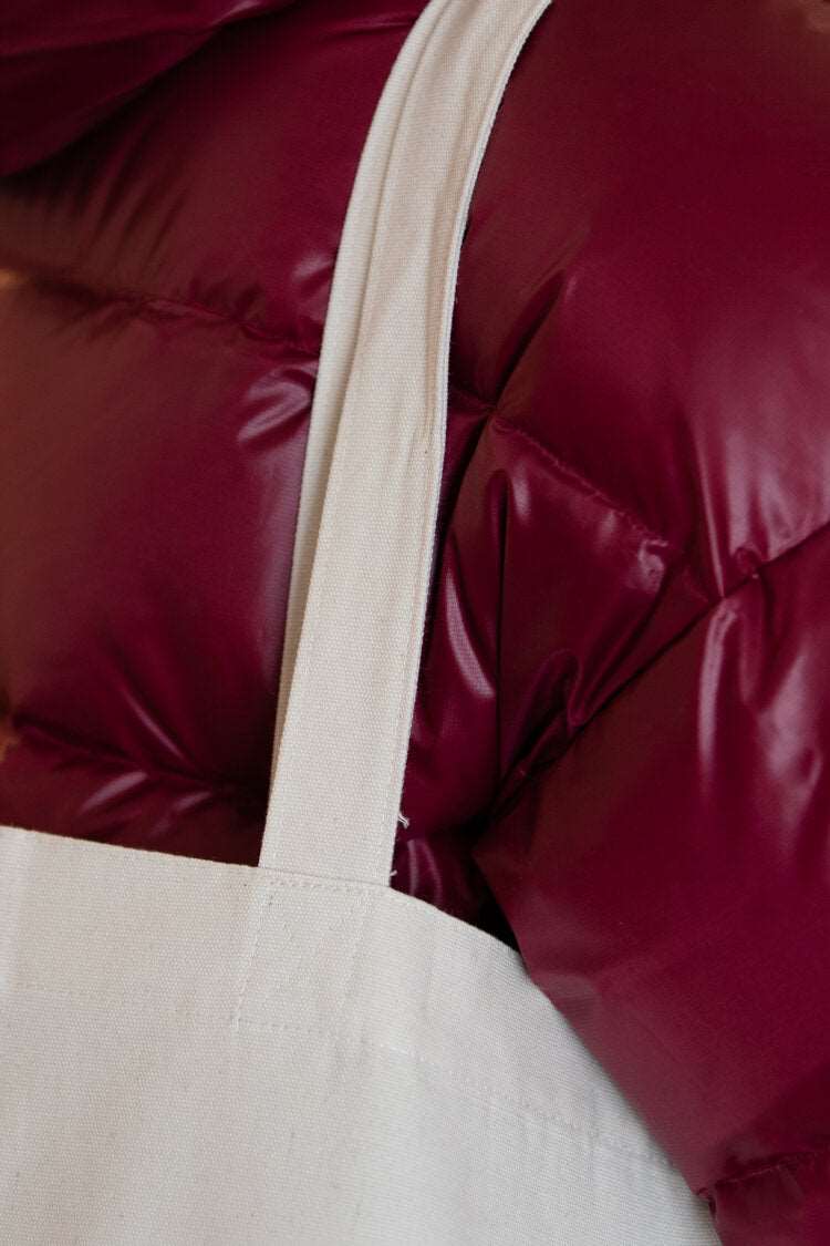 Kleine Tasche und Ameisen