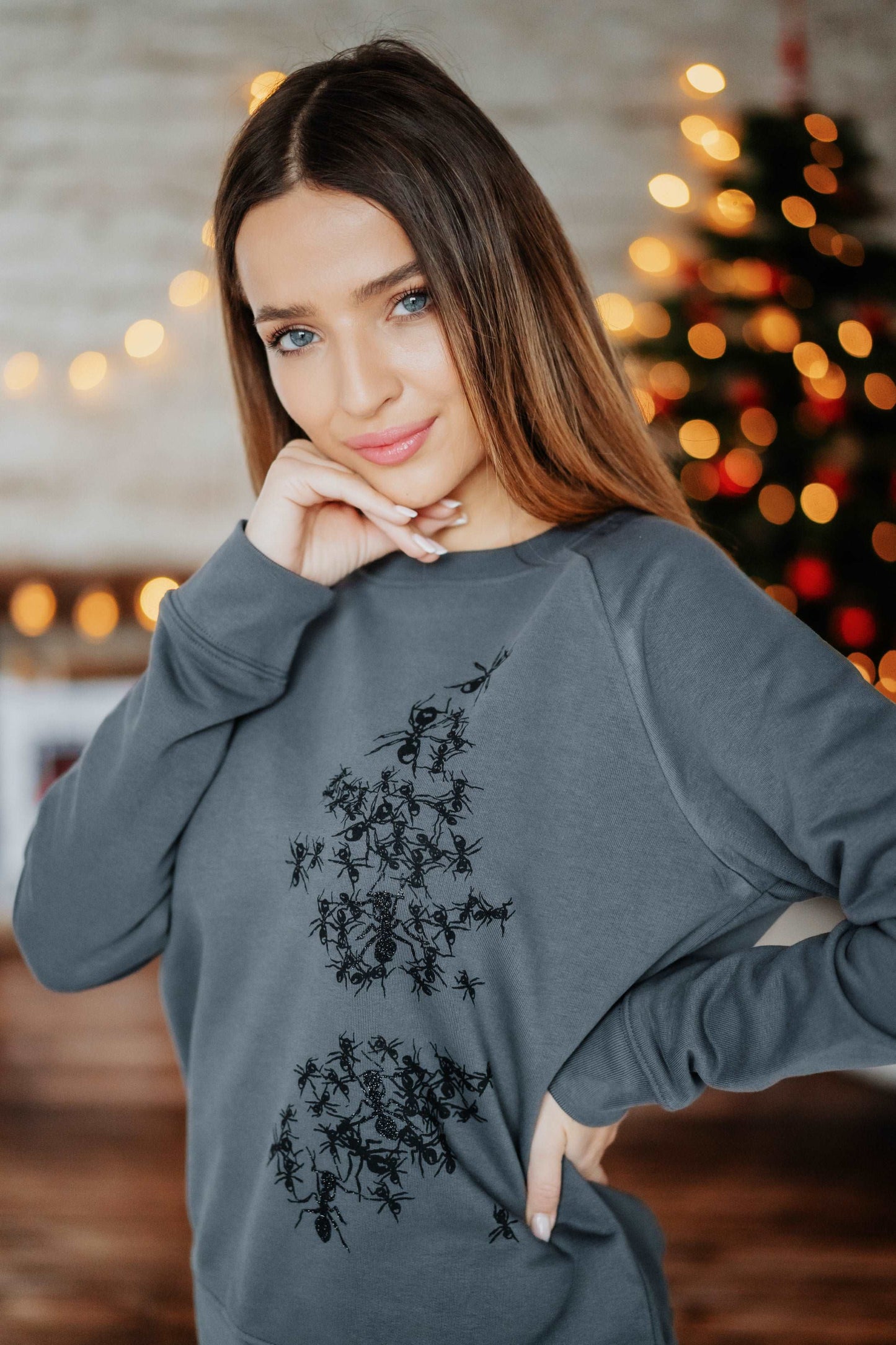 Damenpullover und Ameisen, darunter drei schwarz Glitzernde, Bio-Baumwolle, 300 g